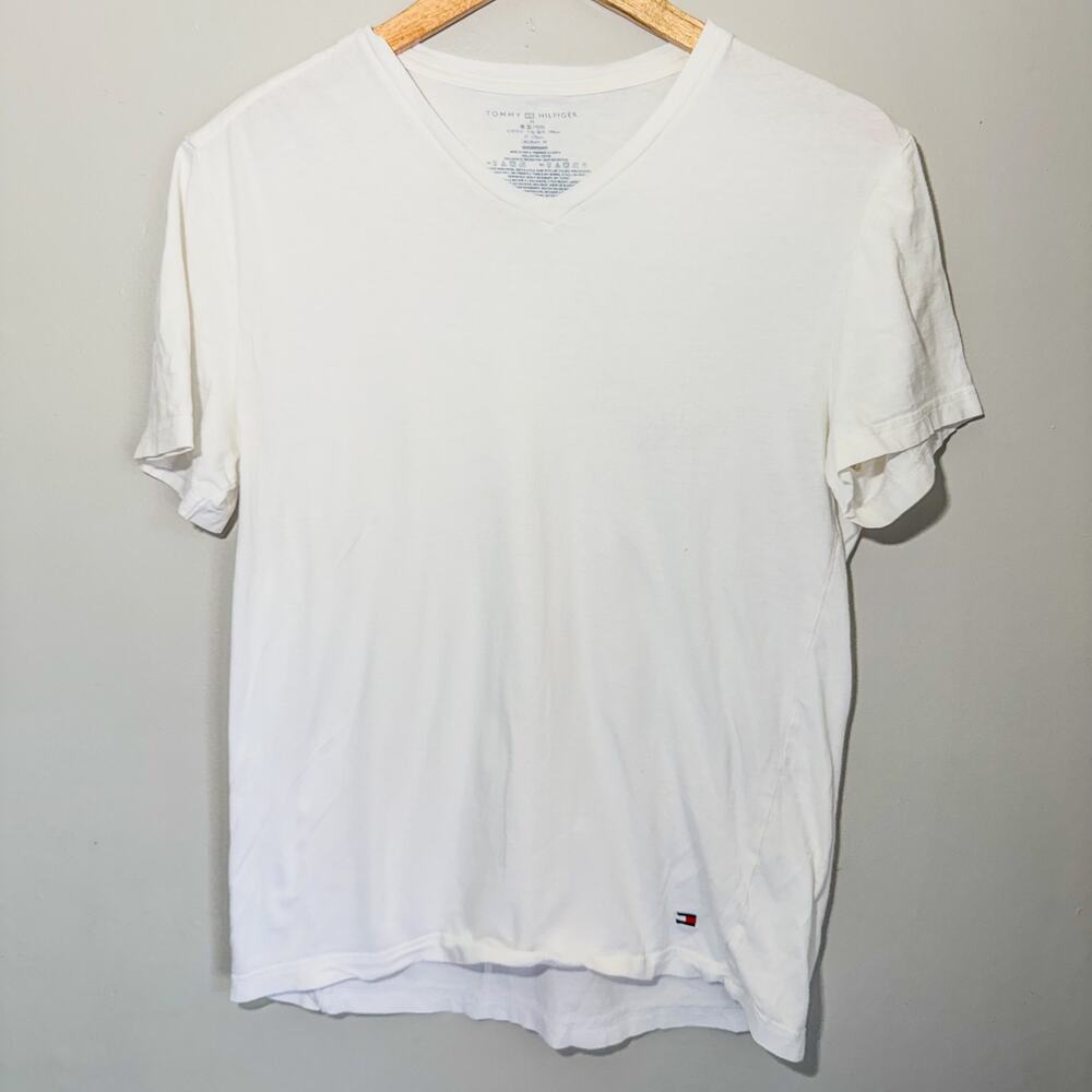 Tommy Hilfiger Mens White V-Neck Short Sleeve Graphic Flag T-Shirt M
